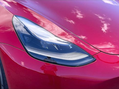 Used 2023 Tesla Model 3 Standard Range RWD image 23