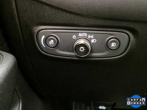 Used 2020 Chevrolet Equinox LT image 16