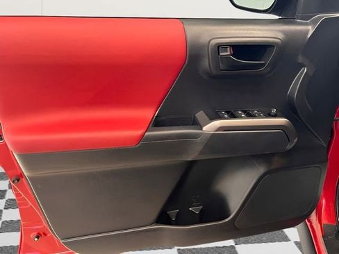 Used 2023 Toyota Tacoma SR5 w/ Technology Package image 12