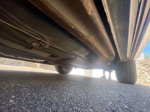 Used 1994 Cadillac Fleetwood Brougham RWD image 16