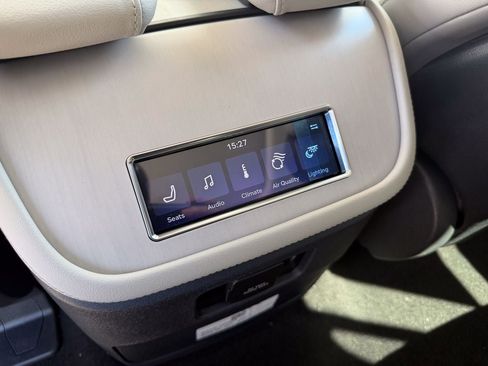 New 2026 Lincoln Navigator Reserve AWD/4WD image 43