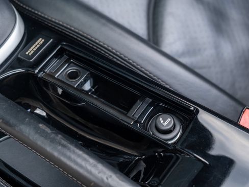 Used 2011 Porsche Boxster Spyder RWD image 34
