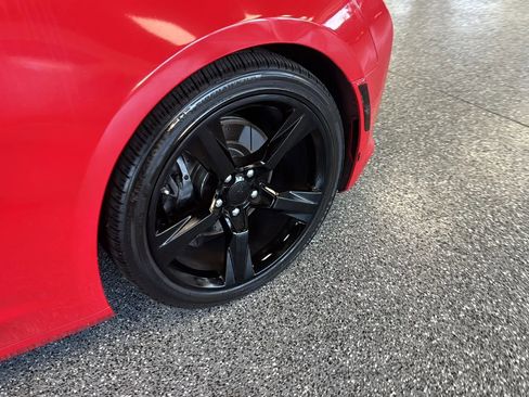 Used 2016 Chevrolet Camaro SS RWD image 27