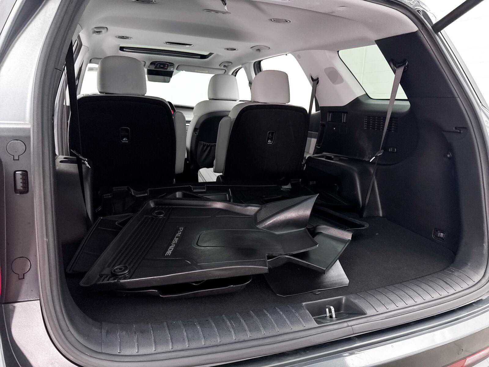 Used 2024 Hyundai Palisade SEL w/ Premium Package FWD image 37