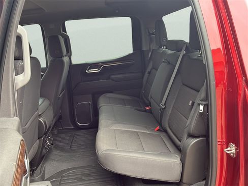Used 2024 GMC Sierra 1500 Elevation image 22