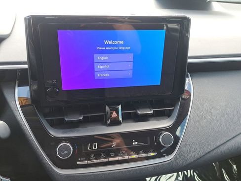 Used 2024 Toyota Corolla LE image 25