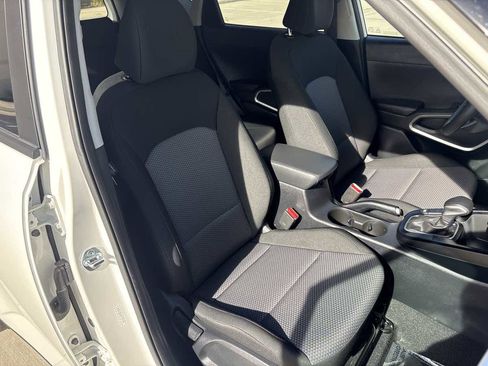 Used 2024 Kia Soul LX w/ Option Group 015 image 16