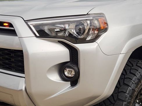 Used 2023 Toyota 4Runner TRD Off-Road Premium w/ Moonroof Package AWD/4WD image 6