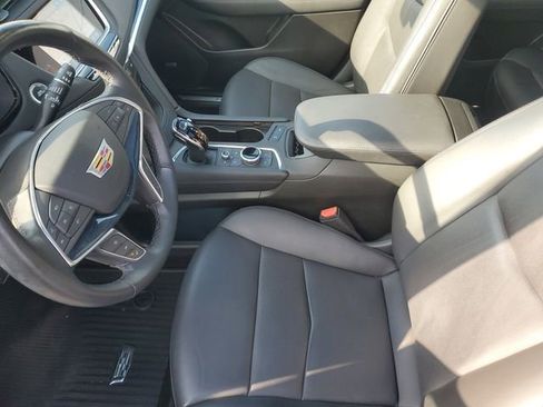 Used 2024 Cadillac XT5 Premium Luxury w/ LPO, Floor Liner Package image 27