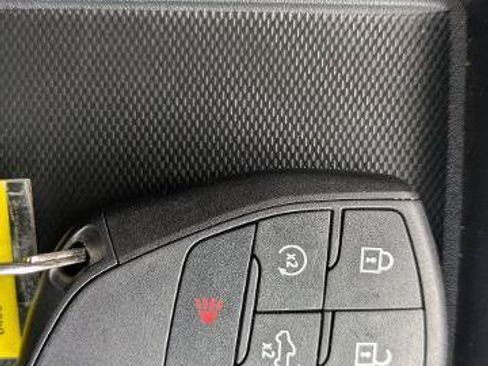 Used 2022 Chevrolet Silverado 1500 Custom RWD image 27