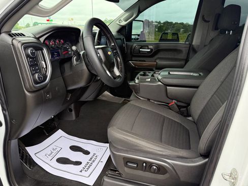 Used 2022 Chevrolet Silverado 2500 LT w/ Convenience Package AWD/4WD image 16