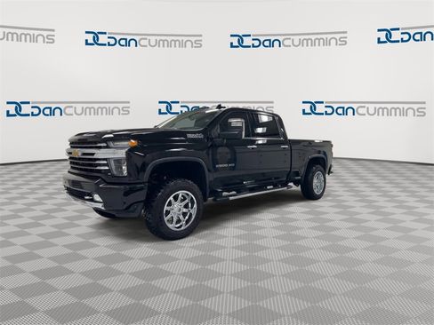 Used 2020 Chevrolet Silverado 2500 High Country w/ Z71 Off-Road Package image 3
