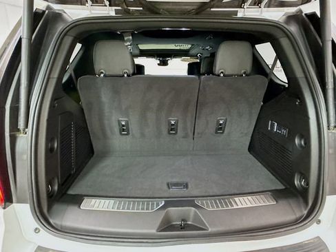 Used 2024 Chevrolet Tahoe High Country image 30