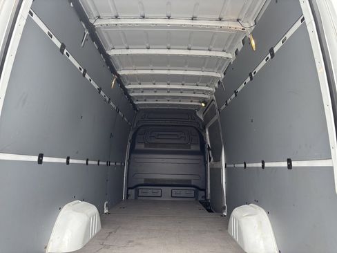 Used 2024 Mercedes-Benz Sprinter 2500 image 14