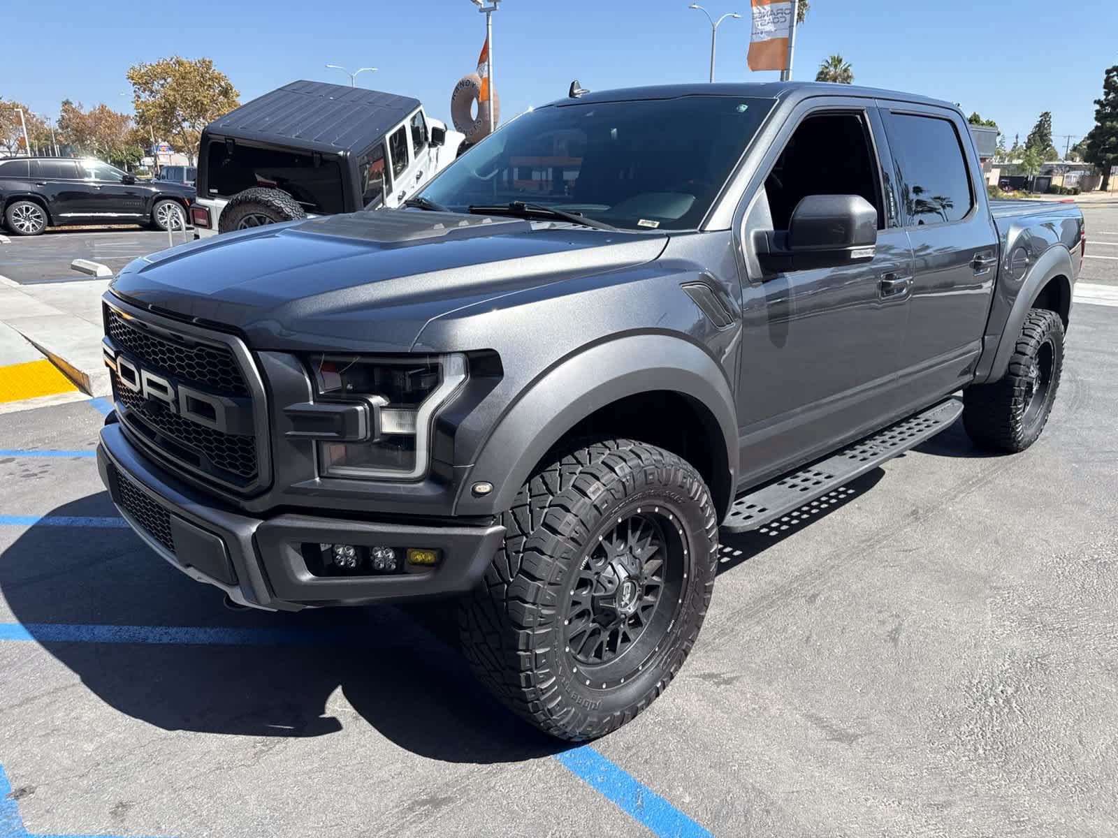 Used 2020 Ford F150 Raptor w/ Equipment Group 802A Luxury AWD/4WD image 22