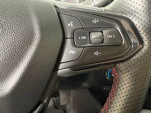 Used 2024 Chevrolet Trax RS w/ Driver Confidence Package image 24