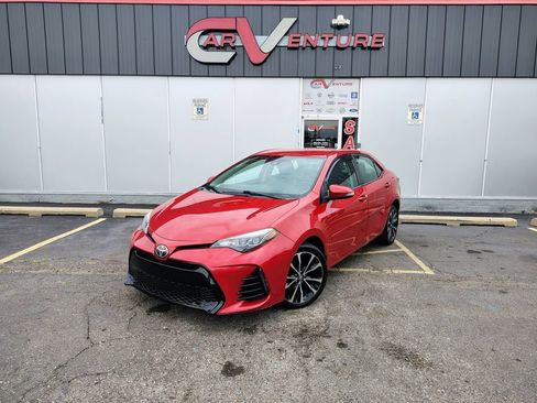 Used 2017 Toyota Corolla SE w/ Carpet Mat Package (TMS) FWD image 1