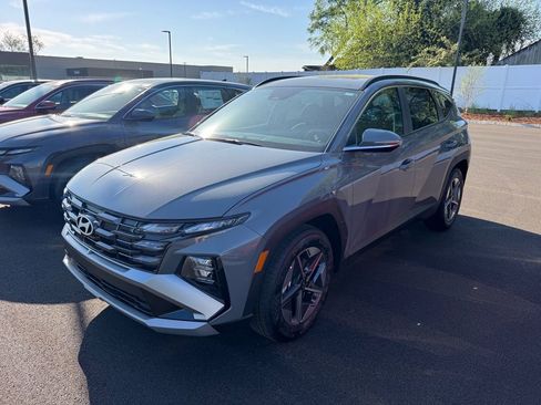 New 2026 Hyundai Tucson SEL FWD image 2