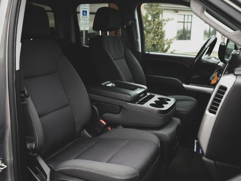 Used 2017 Chevrolet Silverado 1500 LT w/ All Star Edition image 25