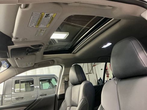 Certified 2023 Subaru Outback Onyx Edition XT image 14