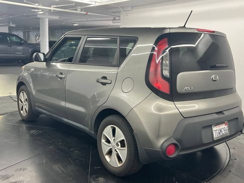Used 2014 Kia Soul FWD image 5