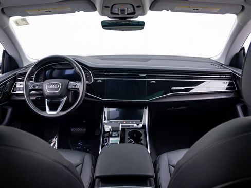 Used 2023 Audi Q8 Premium w/ Convenience Package AWD/4WD image 10