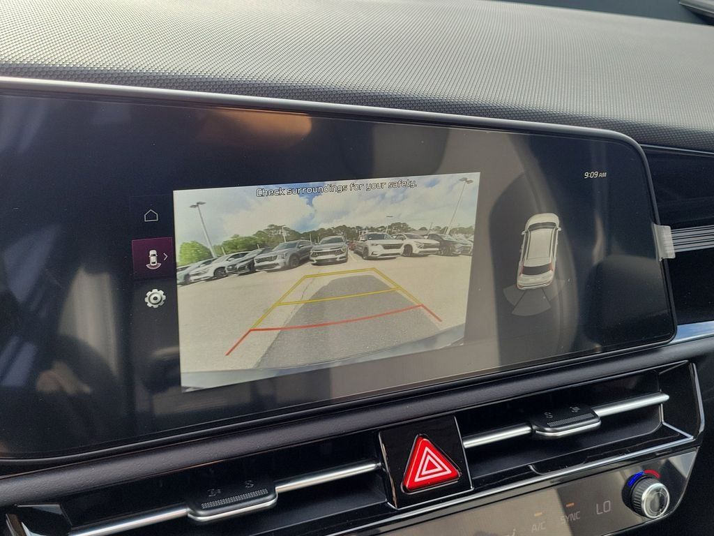 New 2026 Kia Niro EX w/ EX Premium Package FWD image 32