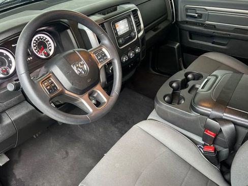 Used 2024 RAM 1500 Classic SLT image 10