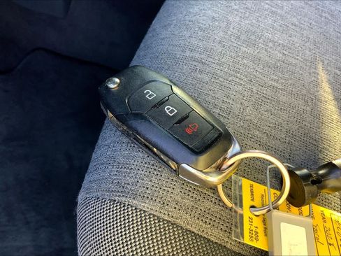 Used 2025 Ford F250 XL w/ STX Appearance Package image 15