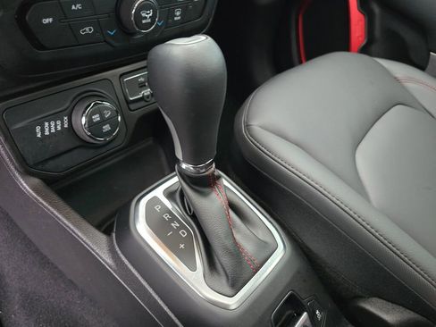 Used 2023 Jeep Renegade Trailhawk w/ Sun/Sound Group image 26