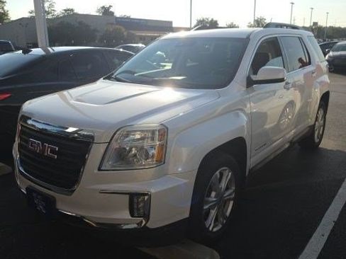 Used 2017 GMC Terrain SLE w/ Driver Alert Package I FWD image 1