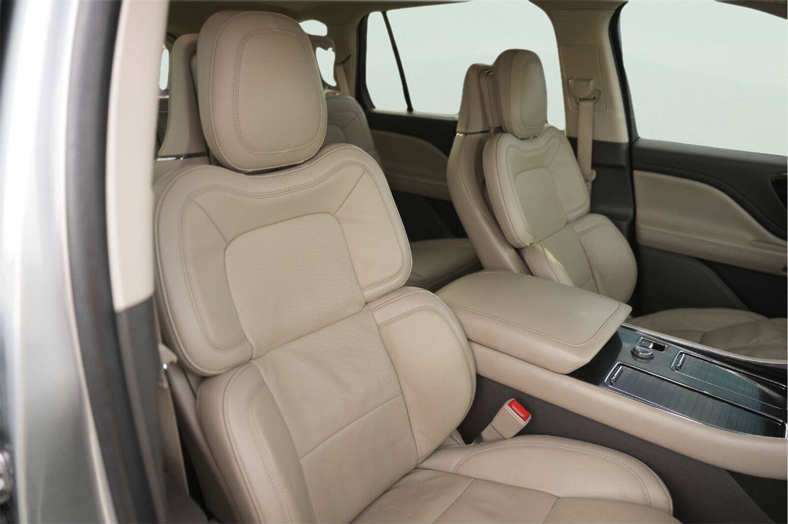 Used 2024 Lincoln Aviator Reserve w/ Equipment Group 201A AWD/4WD image 22