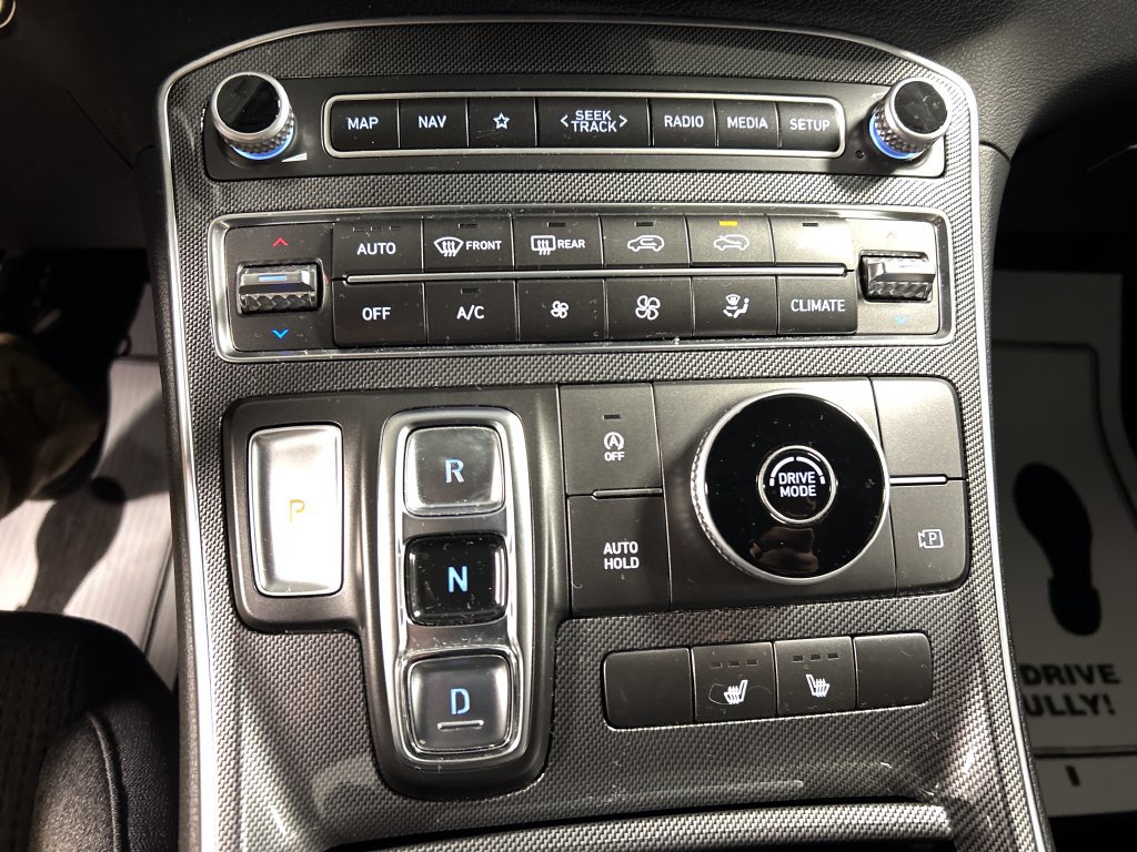 Used 2023 Hyundai Santa Fe SEL FWD image 17