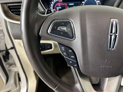 Used 2017 Lincoln MKC Reserve AWD/4WD image 16