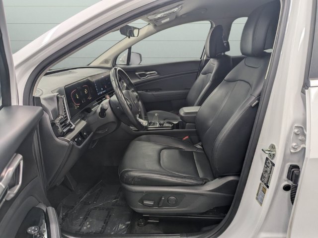 Used 2023 Kia Sportage EX FWD image 12