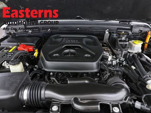 Used 2023 Jeep Wrangler Unlimited w/ Cold Weather Group AWD/4WD image 7
