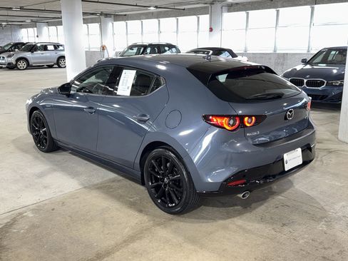 Used 2022 MAZDA MAZDA3 s image 6