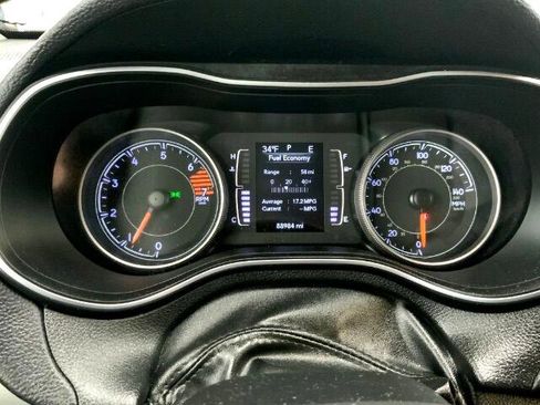 Used 2019 Jeep Cherokee Latitude Plus image 23