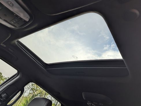 Used 2025 Dodge Durango R/T image 15