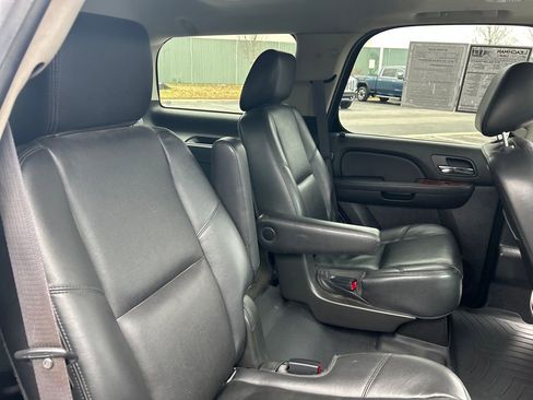 Used 2013 Chevrolet Tahoe LTZ image 25