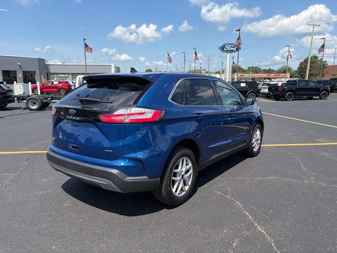 Used 2023 Ford Edge SEL w/ Convenience Package AWD/4WD image 7