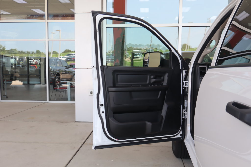 Used 2024 RAM 1500 Tradesman w/ Trailer Tow Group AWD/4WD image 12