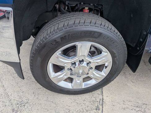 Used 2019 Chevrolet Silverado 2500 LTZ w/ Duramax Plus Package AWD/4WD image 6