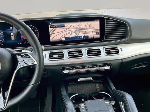 Used 2025 Mercedes-Benz GLE 350 4MATIC image 6