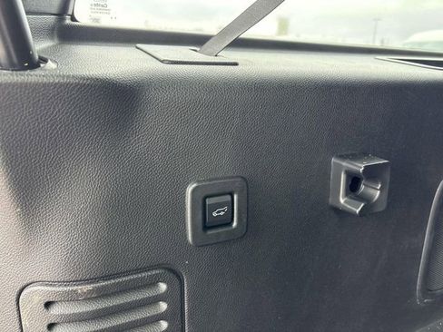 Used 2017 Ford Expedition EL Platinum image 19