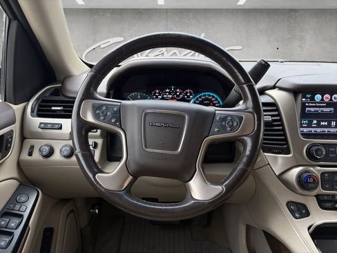 Used 2018 GMC Yukon XL Denali w/ Denali Ultimate Package image 21