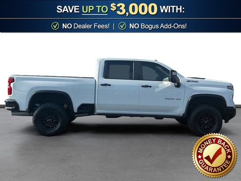 Used 2024 Chevrolet Silverado 2500 ZR2 w/ Technology Package AWD/4WD image 8