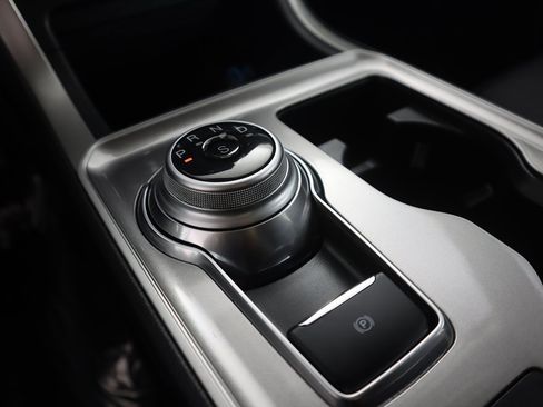 Used 2024 Ford Edge SEL image 50