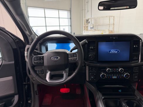 New 2026 Ford F250 Lariat w/ Black Appearance Package AWD/4WD image 24