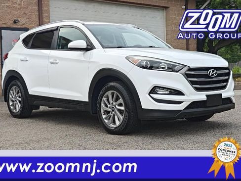 Used 2016 Hyundai Tucson SE w/ Option Group 02 image 1